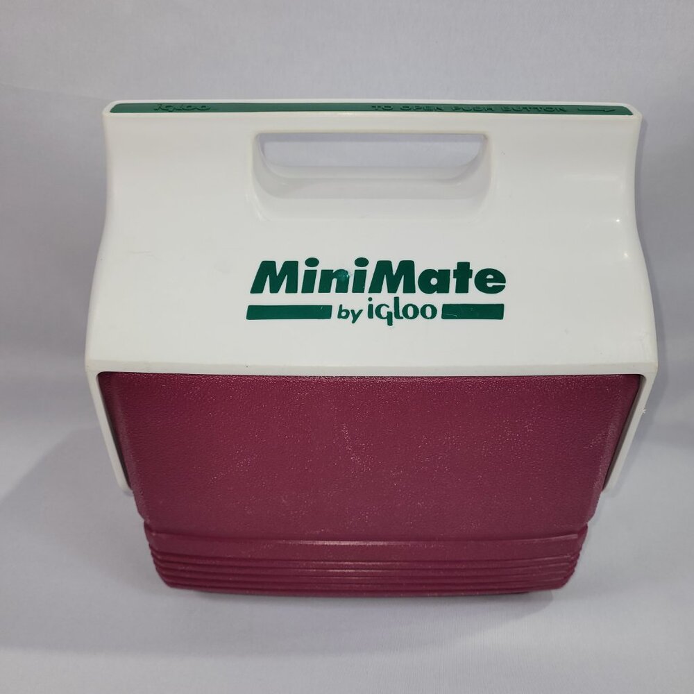 Igloo MiniMate Vintage 9"x6" Plastic 6-Pack Can Drink Cooler